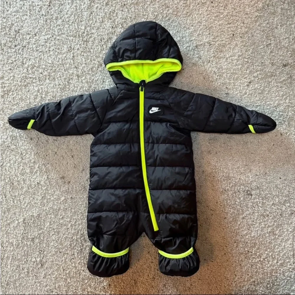 Nike Boys Baby 1 Piece Snowsuit Black Volt Green Sz 6m